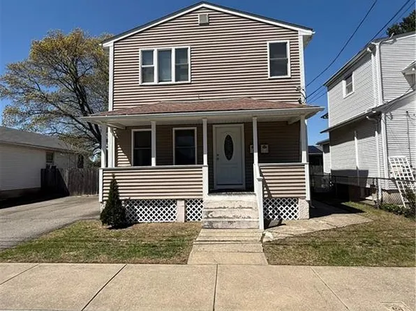 9 Udell St, Providence, RI 02904