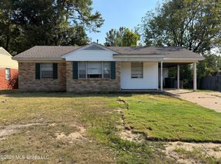 1455 Moss Point Dr, Southaven, MS 38671