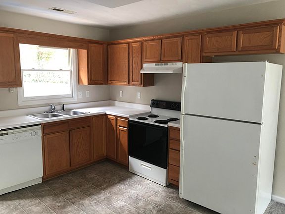 3rd image of 1805 Wise Ave SE