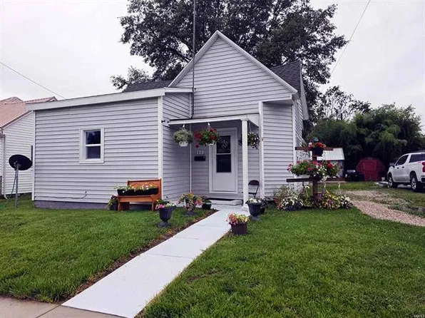 816 S Main St, Bicknell, IN 47512