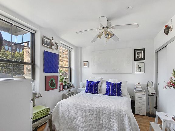 4th image of 54 Allen St APT 3A