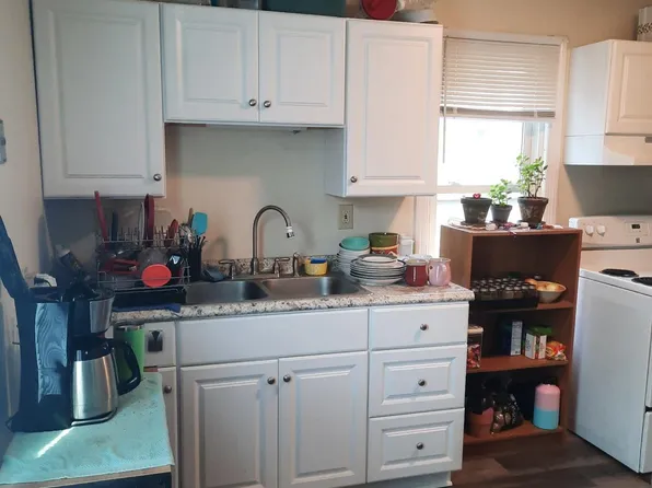 1-6050 Hyde St #2, Mentor, OH 44060