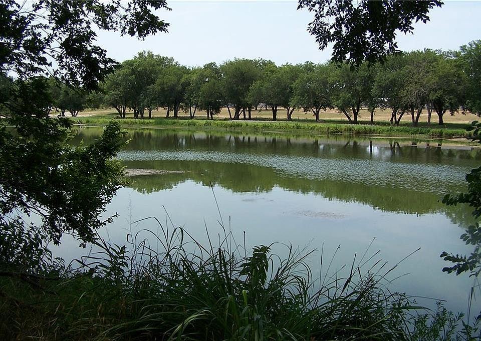 1st image of 6 River Pl