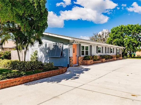1045 Granada BLVD, NAPLES, FL 34103
