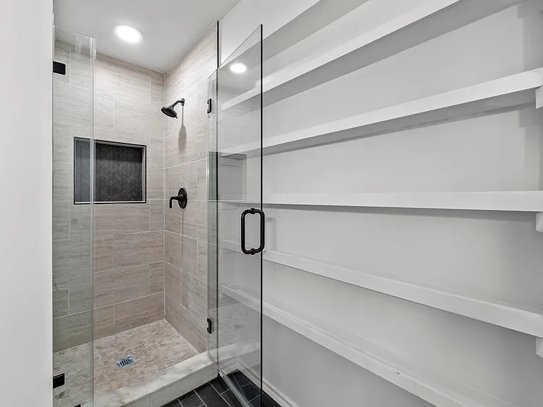 801 Lime Rock Dr — Photo 34