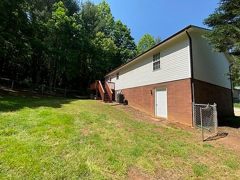 3rd image of 4271 Brookwood Pl