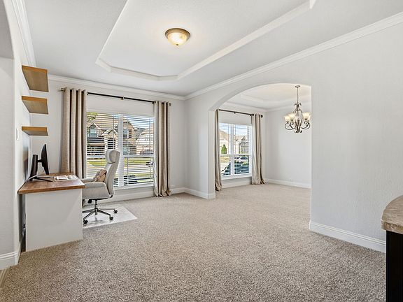 5th image of 4610 Great Plains Way