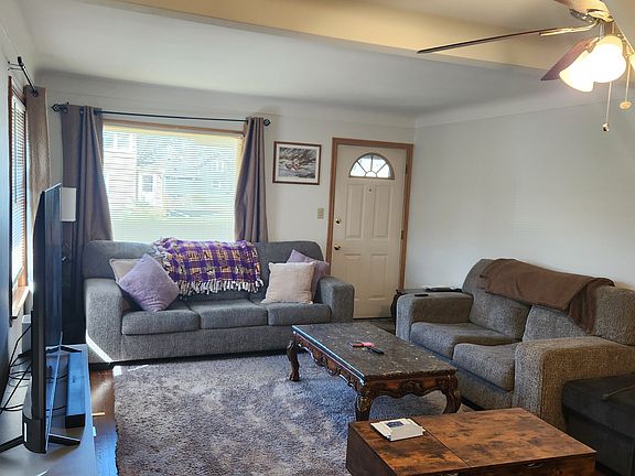 4th image of 228 Dakota St #228