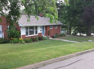 2774 Westhampton Ave SW, Roanoke, VA