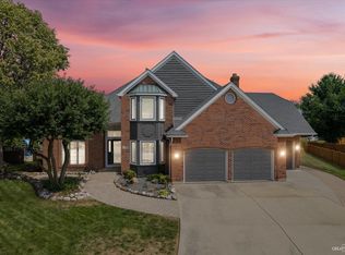 118 Grays Ct, Oswego, IL