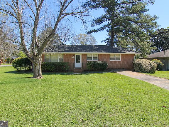 2nd image of 110 Springdale Dr