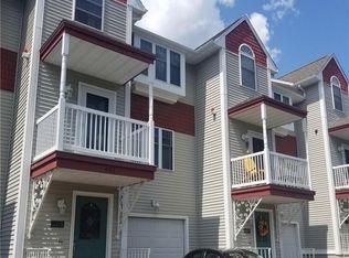 6 Nate Whipple Hwy APT 403, Cumberland, RI 02864