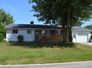 5583 Michael Dr, Bay City, MI
