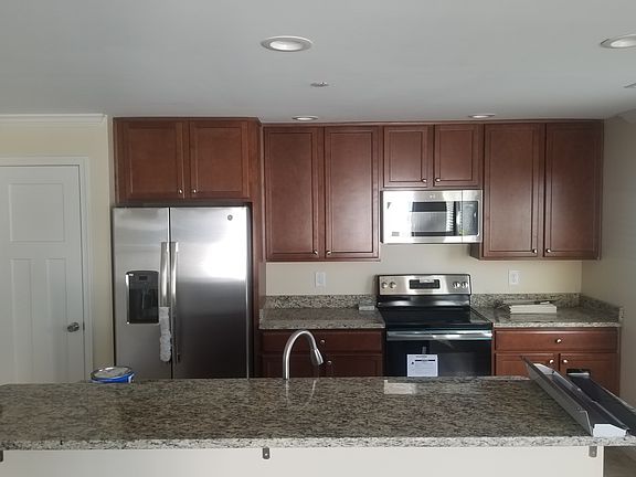 2nd image of 1218 W Ocean View Ave APT G