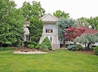 19 Anthony Ave, Edison, NJ 08820