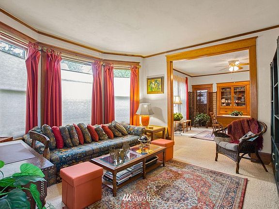 3rd image of 5209 S Thompson Ave