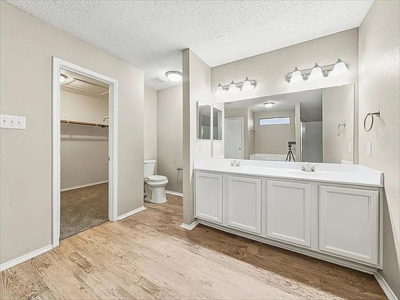 4th image of 3166 Teodoro Dr