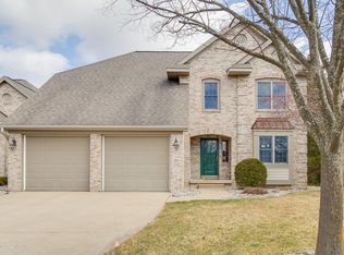 201 Vancouver Ct, Lansing, MI 48917