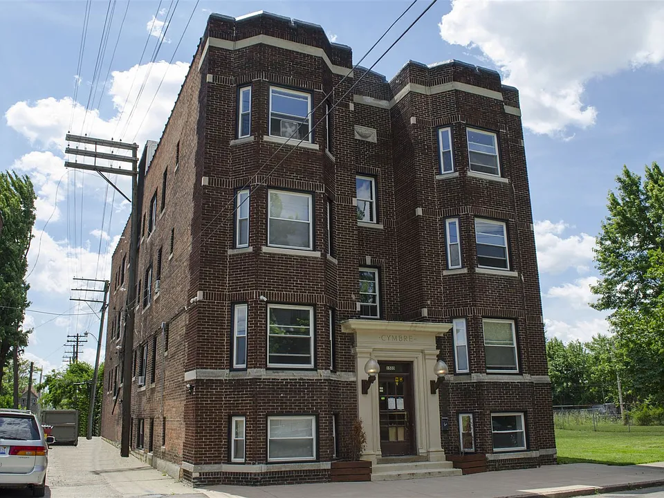 1533front-3
