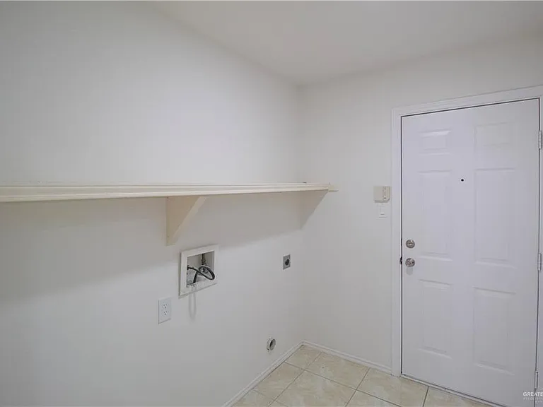 2717 Umbrellabird Ave — Photo 17