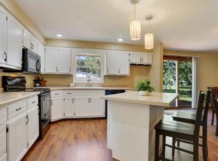 1628 W Marhill Rd, Green Bay, WI 54313