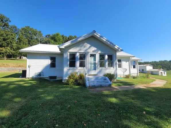 2110 Ozark Street, Cabool, MO 65689