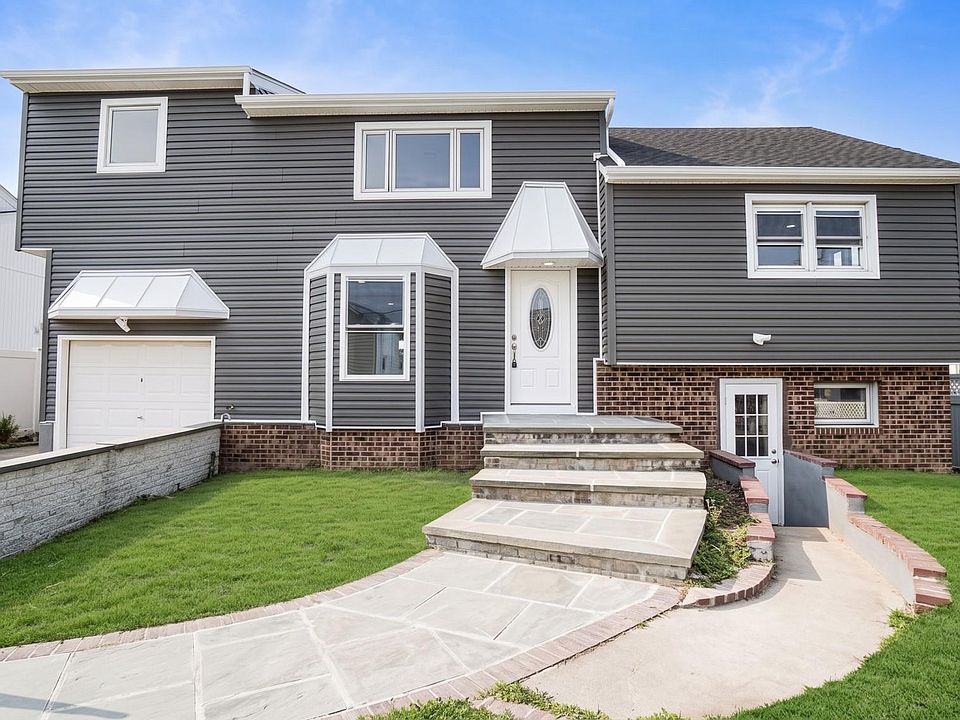 1st image of 1115 Jackson Place