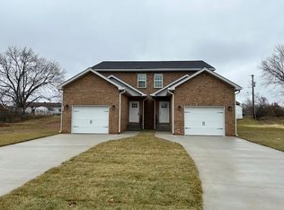 2704 E Copeland Ct, Clarksville, TN 37042