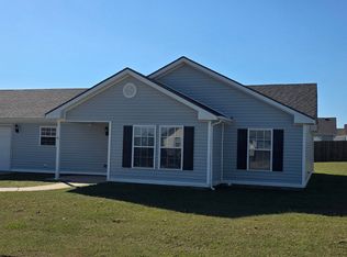 1381 Colonel Hawthorne Dr, Prairie Grove, AR 72753