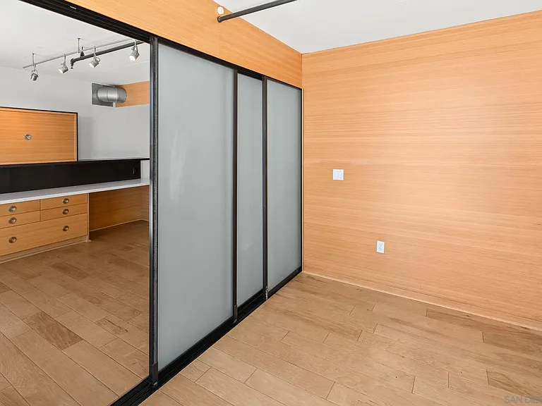 1780 Kettner Blvd #802 — Photo 36