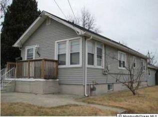 493 Brookside Ave, Laurence Harbor, NJ 08879