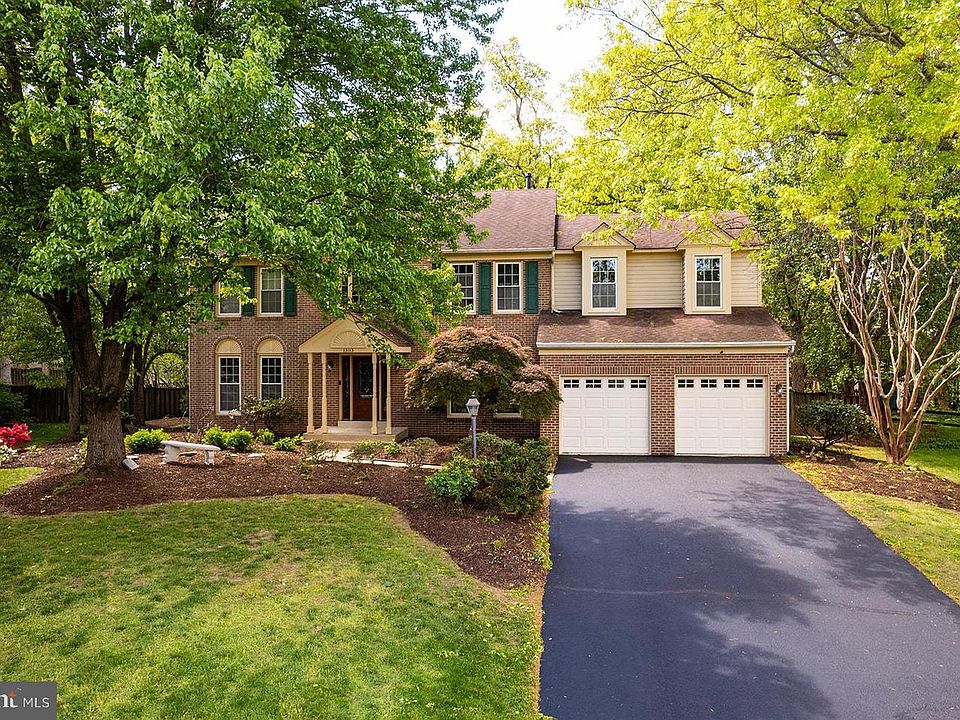 1st image of 13113 Willow Edge Ct
