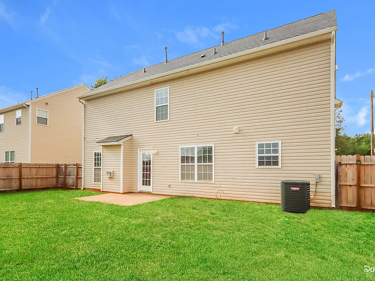 2218 Taras Trace Dr — Photo 15