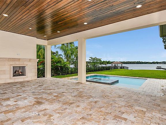 4th image of 14109 Lake Magdalene Blvd