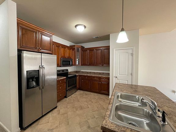 4th image of 518 Scenic Dr