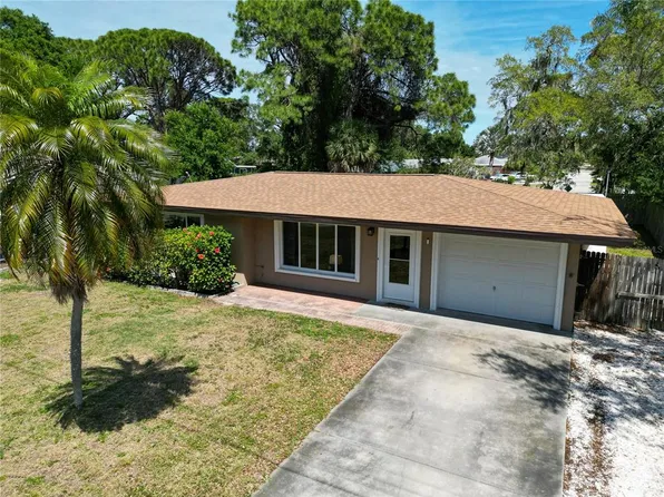 6015 Carlton Ave, Sarasota, FL 34231
