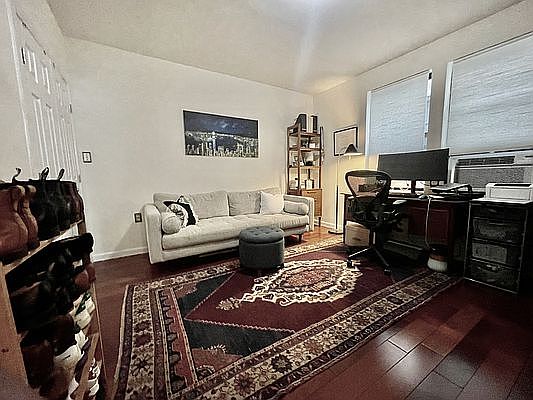 4th image of 204 9th Ave APT 6R