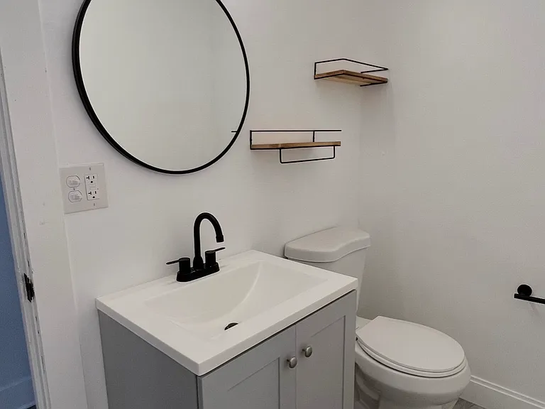 185 Laurel St #1A — Photo 3