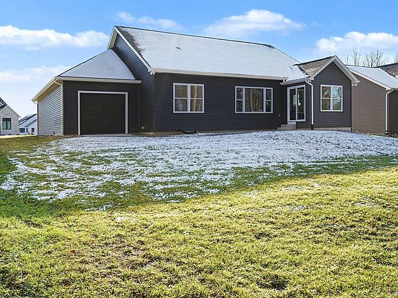 2nd image of 2579 Timberstone Dr E