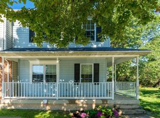 2908 Buckthorn Ct, Lanham, MD 20706