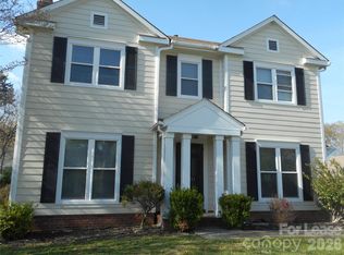 8431 Leeper Dr, Charlotte, NC 28277