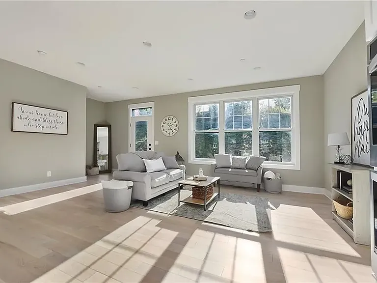 349 Azalea Dr — Photo 25