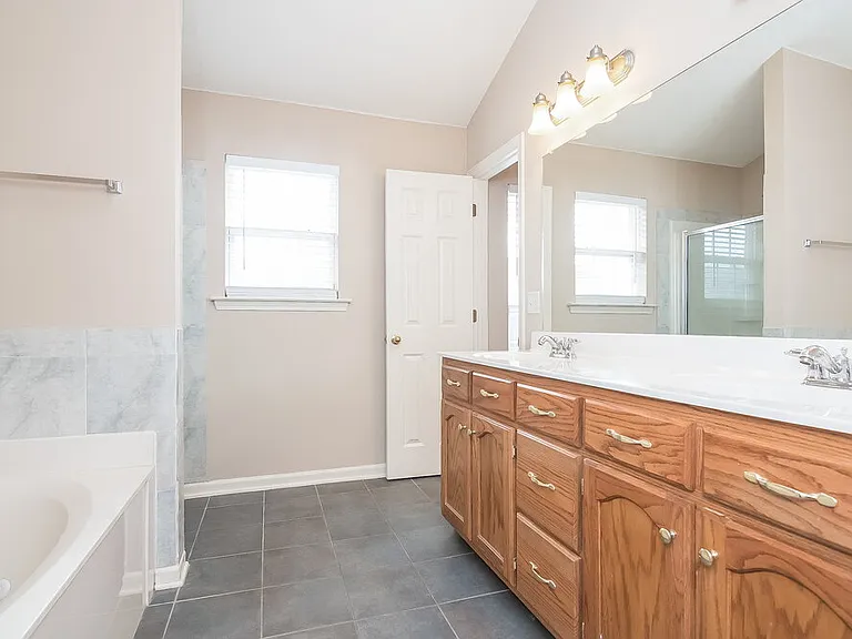 5444 Milton Ridge Dr — Photo 7