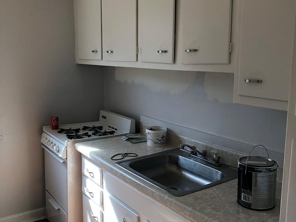 1st image of 291 N Clinton St APT B