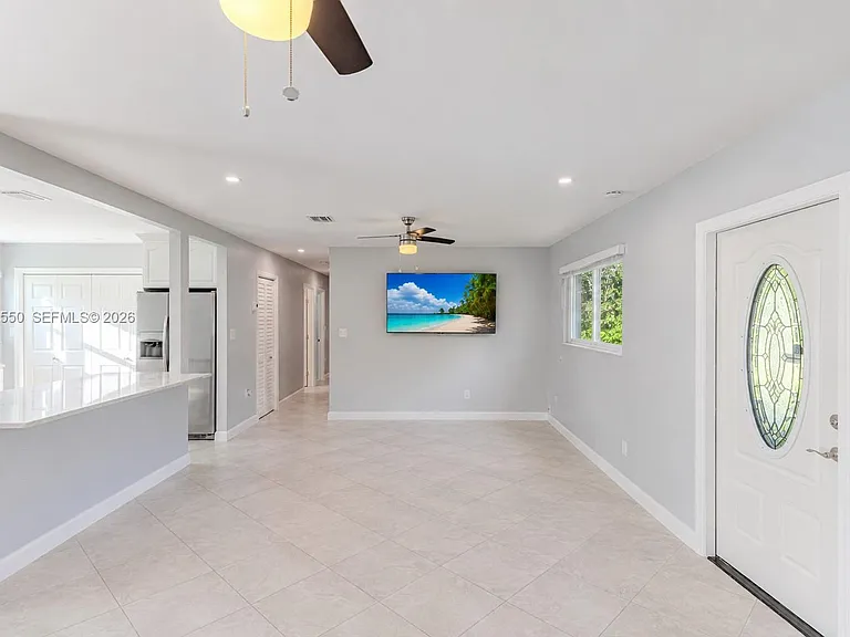 6255 SW 62nd Ct — Photo 12