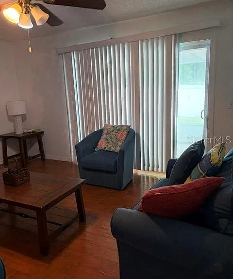11424 Haymarket Ct — Photo 8
