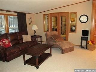 5th image of 20872 Dahler Ave