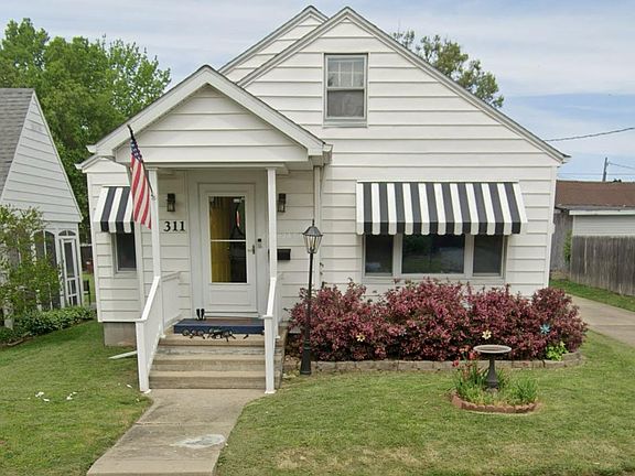 2nd image of 311 W Adams St