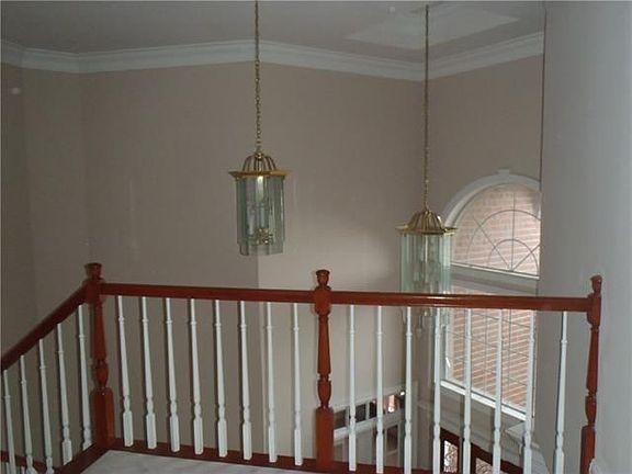 5th image of 200 Little Bayou Ln