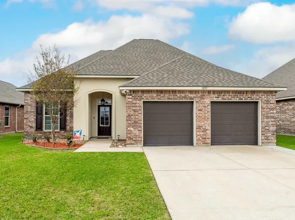 1859 Poeyfarre Dr, Lake Charles, LA 70611